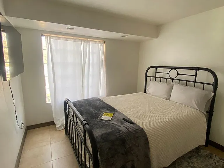 45901 Sandia Creek Dr — Photo 2