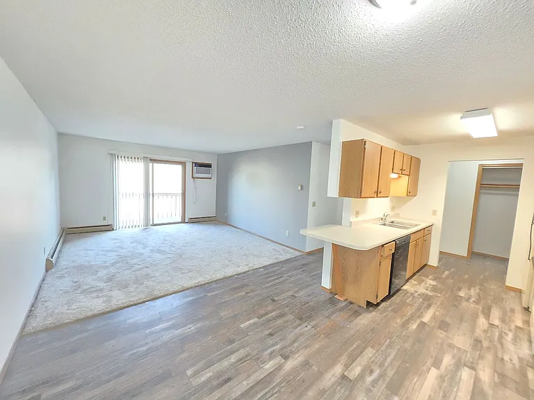 Chapelwood III Apartments — Photo 39