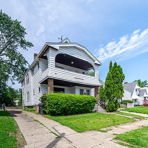 3774 W 138th St #DN Photo 1