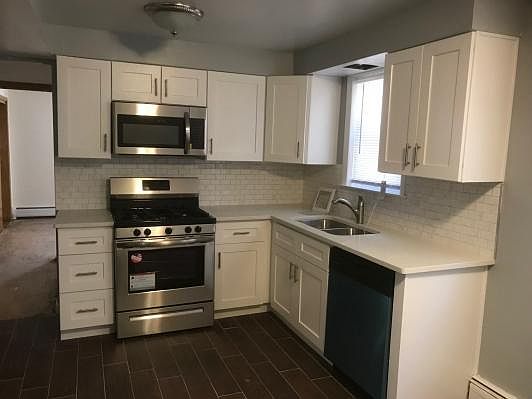1st image of 5742 W Lawrence Ave APT 1