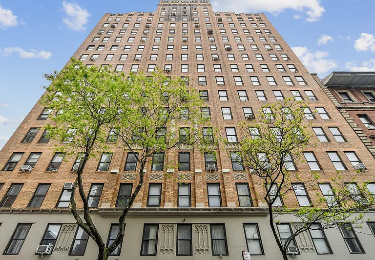 200 W 16th St #12B — Photo 7
