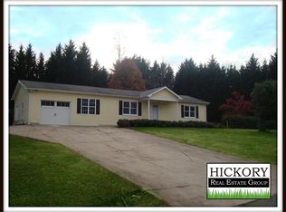 6252 Lynchburg Rd, Hickory, NC 28601