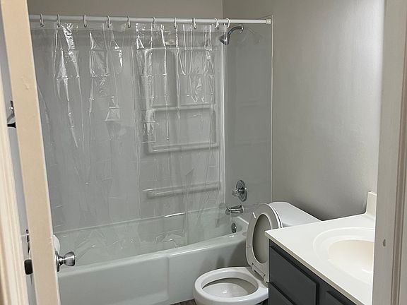 4th image of 3225 S Hartman Dr #2