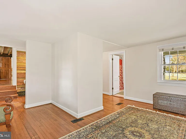 326 Walker Rd — Photo 21