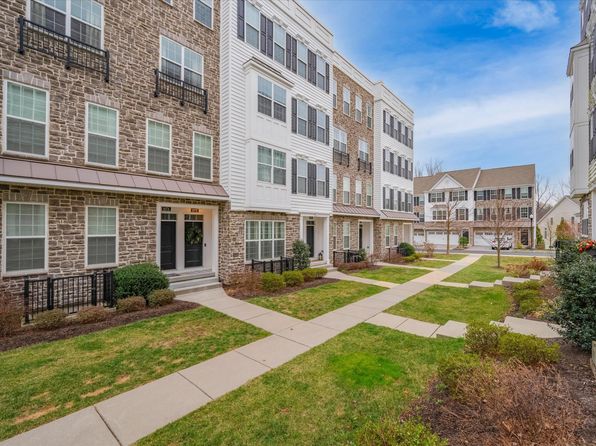 107B Jay Aly UNIT B