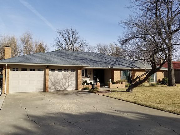 2nd image of 3505 Langtry Dr