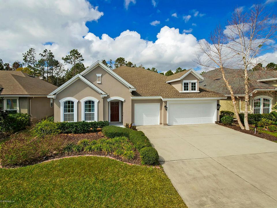 1st image of 210 Howland Dr