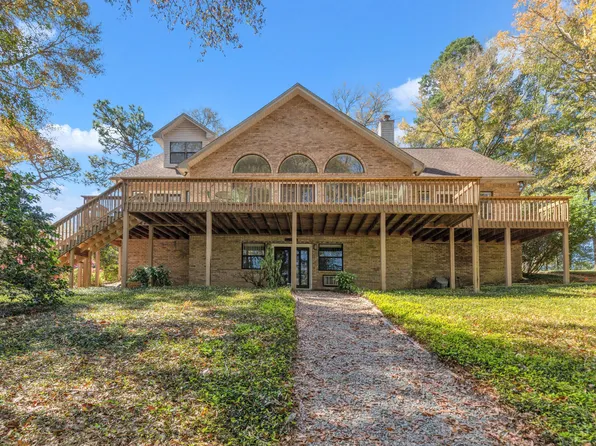 446 Marion Dr, Niceville, FL 32578