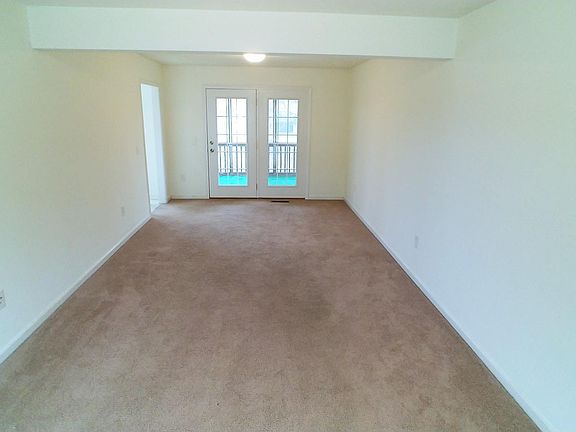 3rd image of 545 Keystone Dr