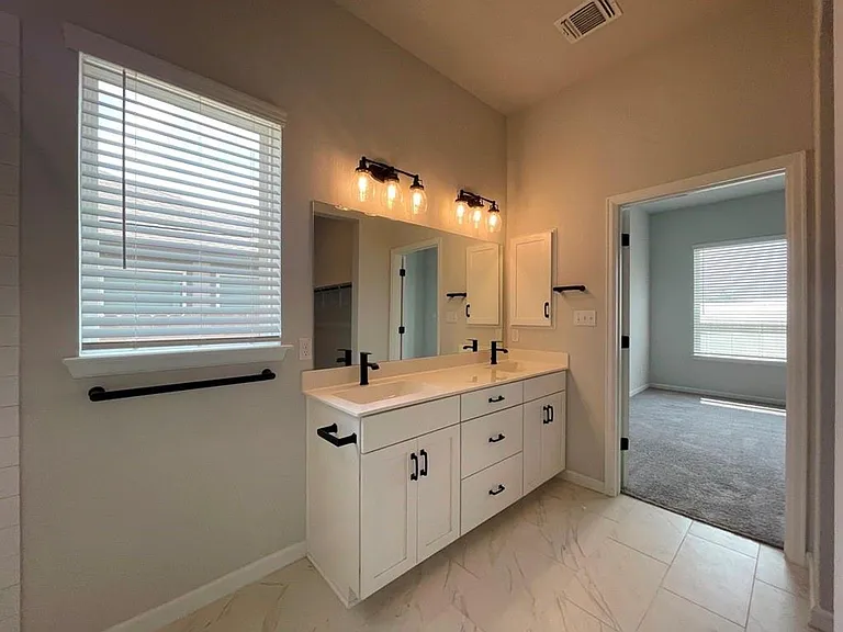 149 Patrick Herndon Dr — Photo 28
