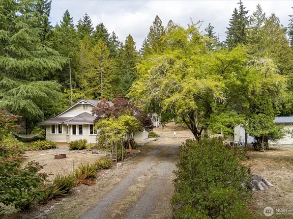 3323 Dorothys Lane, Clinton, WA 98236