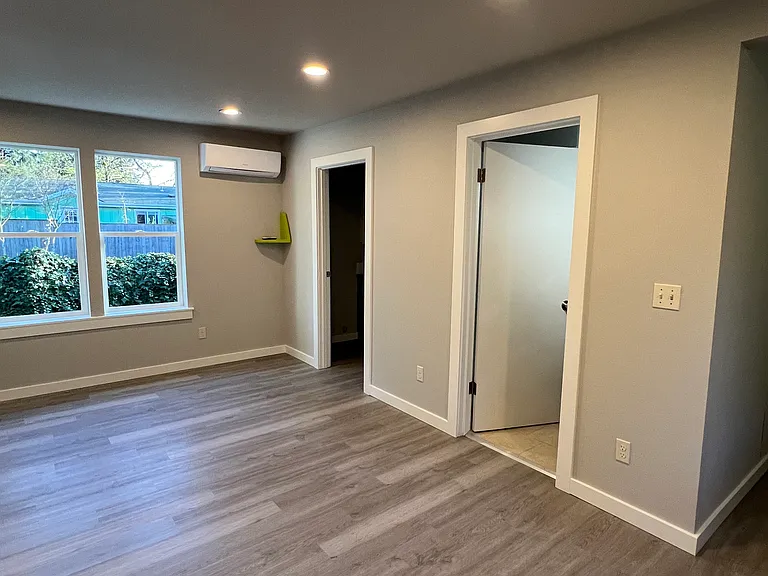 3200 Watson Ave — Photo 6