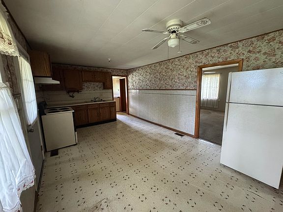 5th image of 1805 McKenna Dr