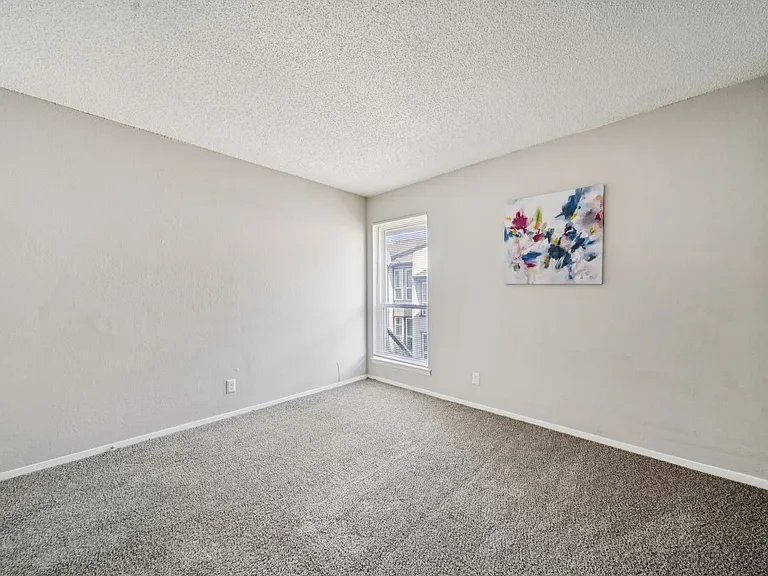 Cedar Park Apartments — Photo 18