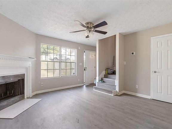 5th image of 2803 Old South Dr