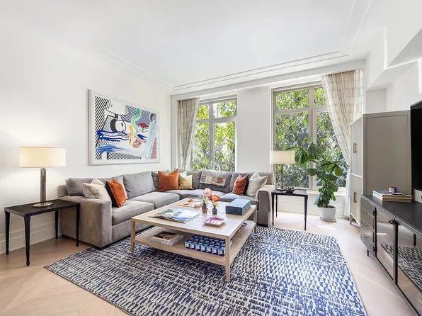 40 Bleecker St #2F, New York, NY 10012