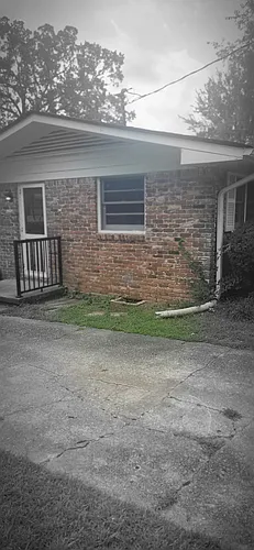 2235 Dresden Dr NE Photo 1