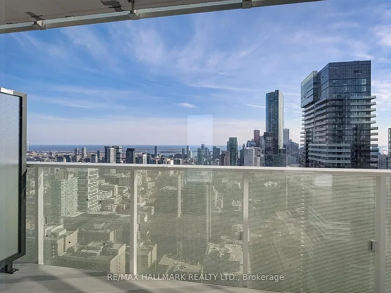 501 Yonge St #5212 — Photo 23