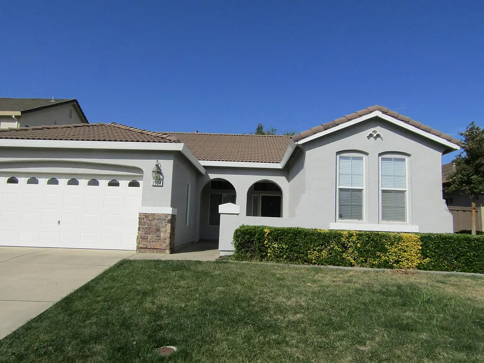 2024 San Esteban Cir
