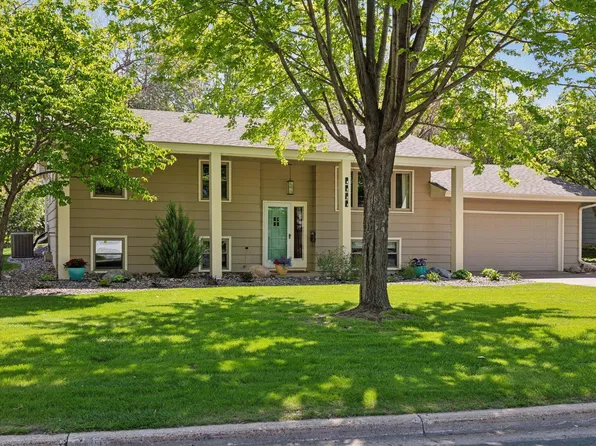 8237 Harrison Rd, Bloomington, MN 55437