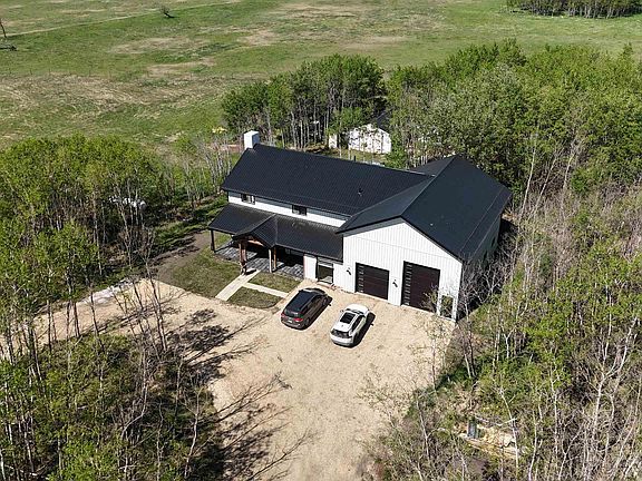 2nd image of 48530 Range Road 230