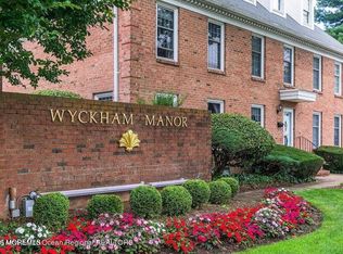 51 Wyckham Rd, Spring Lake, NJ 07762