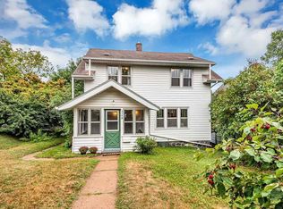 2208 W 7th St, Duluth, MN 55806