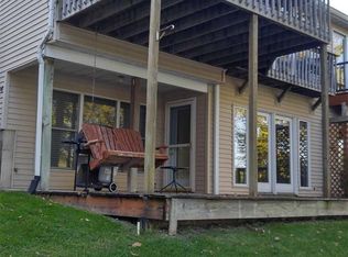 714 Maple St, Mishawaka, IN 46545