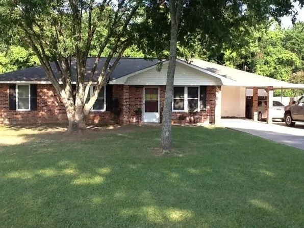 357 West Ave, Slaughter, LA 70777