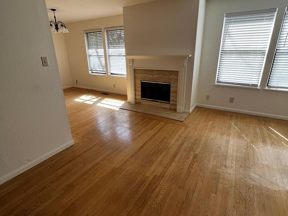 1st image of 222 Lily St