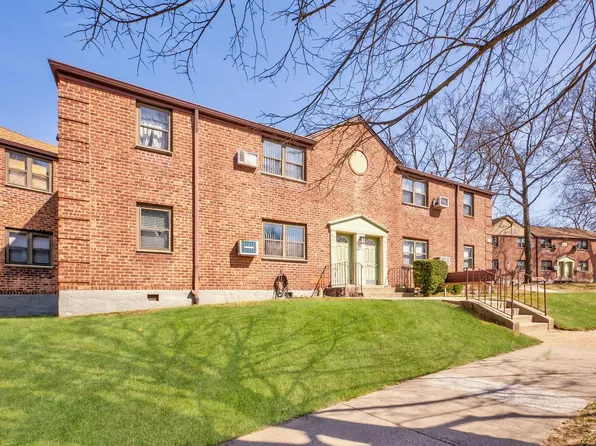 246-59 57th DRIVE #24659, Douglaston, NY 11362