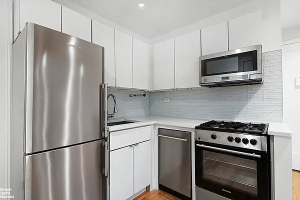 Rented by Brown Harris Stevens | media 8