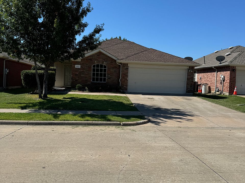 1st image of 1027 Stonebrook Dr