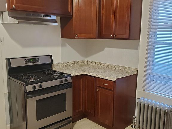 5th image of 57 Boylan St Floor 1