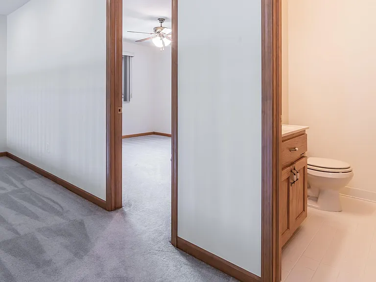 33527 Roselawn Dr — Photo 14