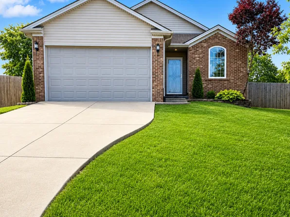 226 Berkshire Ln, Georgetown, KY 40324