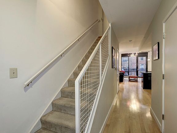 ENTRY HALL/FOYER