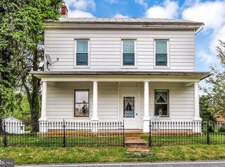 17 Lobachsville Rd, Fleetwood, PA 19522