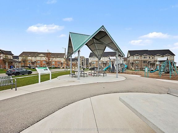 5th image of 56 Skinner Dr