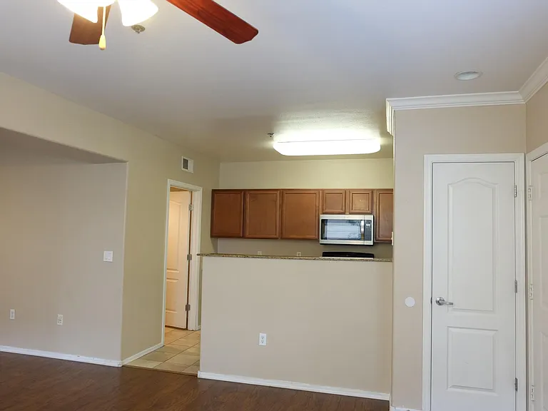 2134 E Broadway Rd #1021 — Photo 10