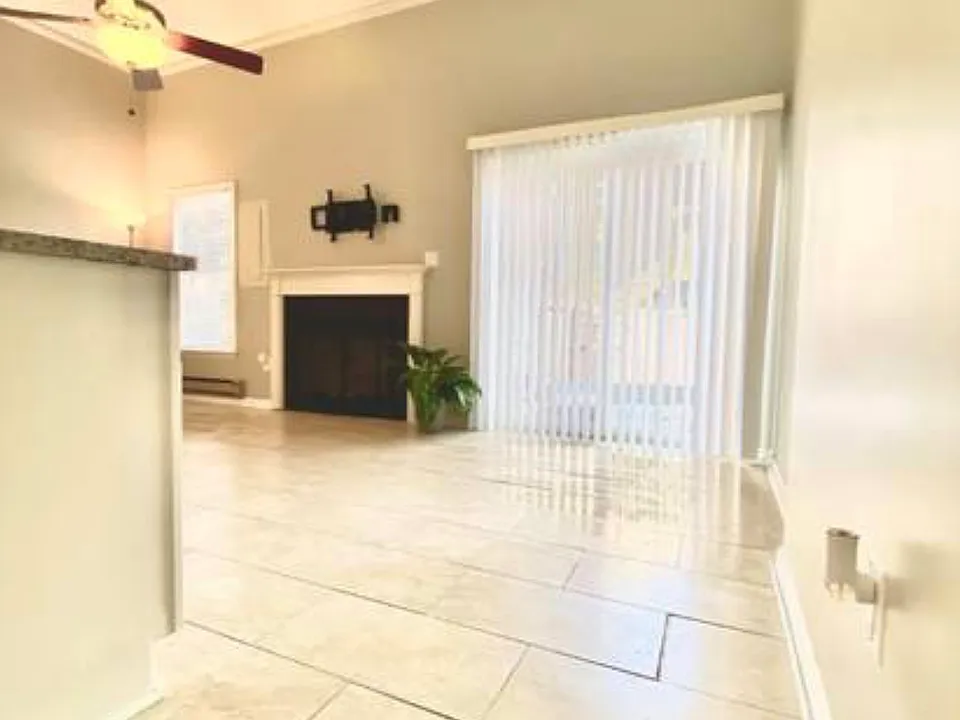 Tartan Vista Dr