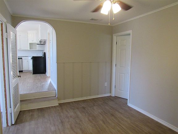 4th image of 3807 Beverly Dr