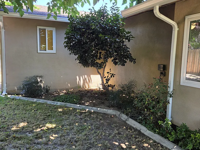 2505 Murray St — Photo 34