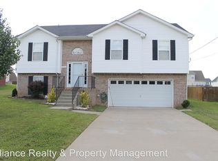 3392 Queensbury Rd, Clarksville, TN 37042