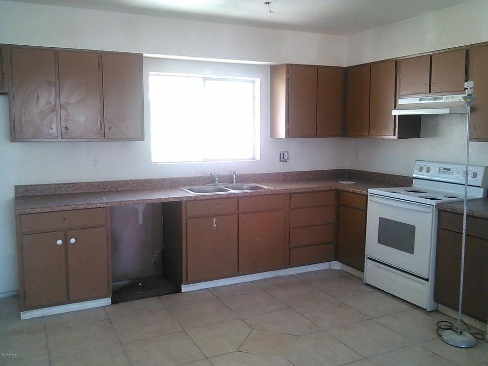 1st image of 5619 N 67th Dr