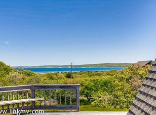 1 Sea Horse Ln, Aquinnah, MA 02535