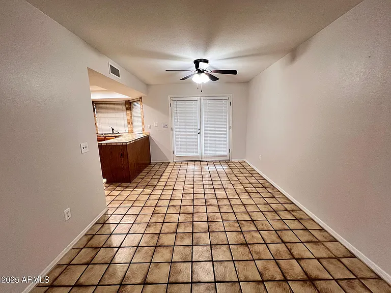 16640 N 29th Dr — Photo 10