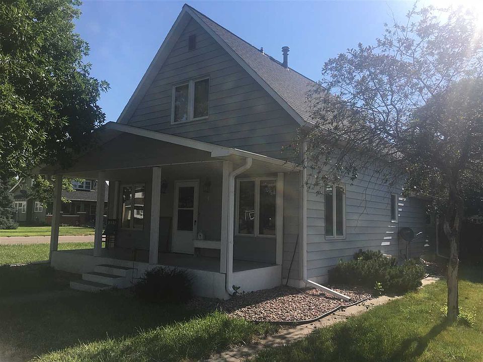 1st image of 440 N Beecroft St