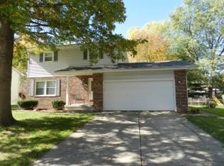 2679 S 35th St, Decatur, IL 62521