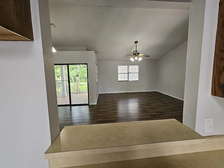 2908 N Fonshill Ave — Photo 5